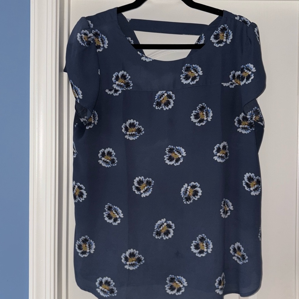 Women’s blouse